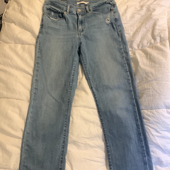 LEVI’S CLASSIC STRAIGHT JEANS - Picture 2 of 9
